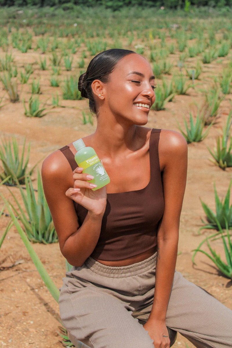 Aruba Aloe Vitamin E Skin Care Gel, Oil-Free Moisturizing Gel for Face & Body, 8.5 oz