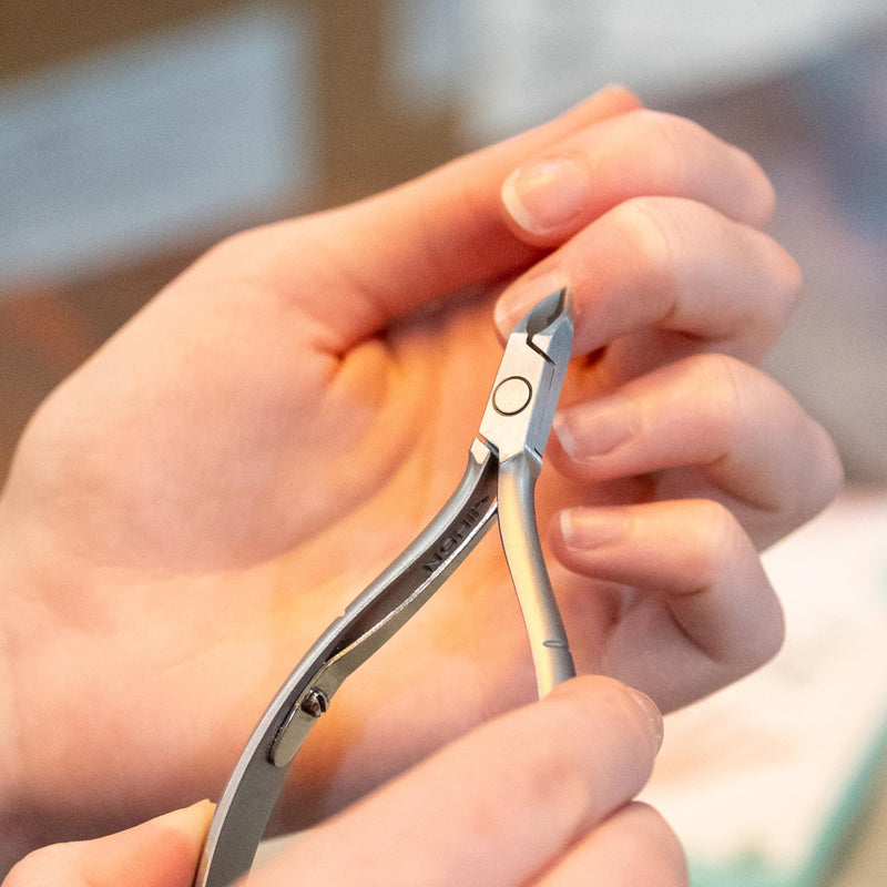 NGHIA Cuticle Nipper - D-08 JAW 16 | Stainless Steel | Durable and Sharp | Ergonomic Design | Grey Plated | Ideal for Salons and Home Use Jaw 16 (6.5 - 7.5 mm) - BeesActive Australia