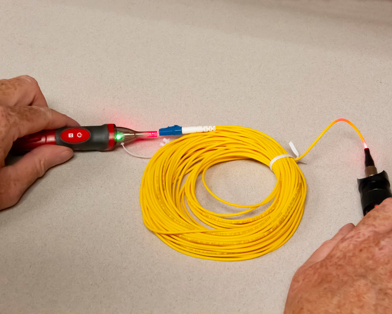 Triplett ETFB10 Non-Contact Optical Fiber Identifier (850 to 1700nm) and AC Voltage Detector (50-10000V)