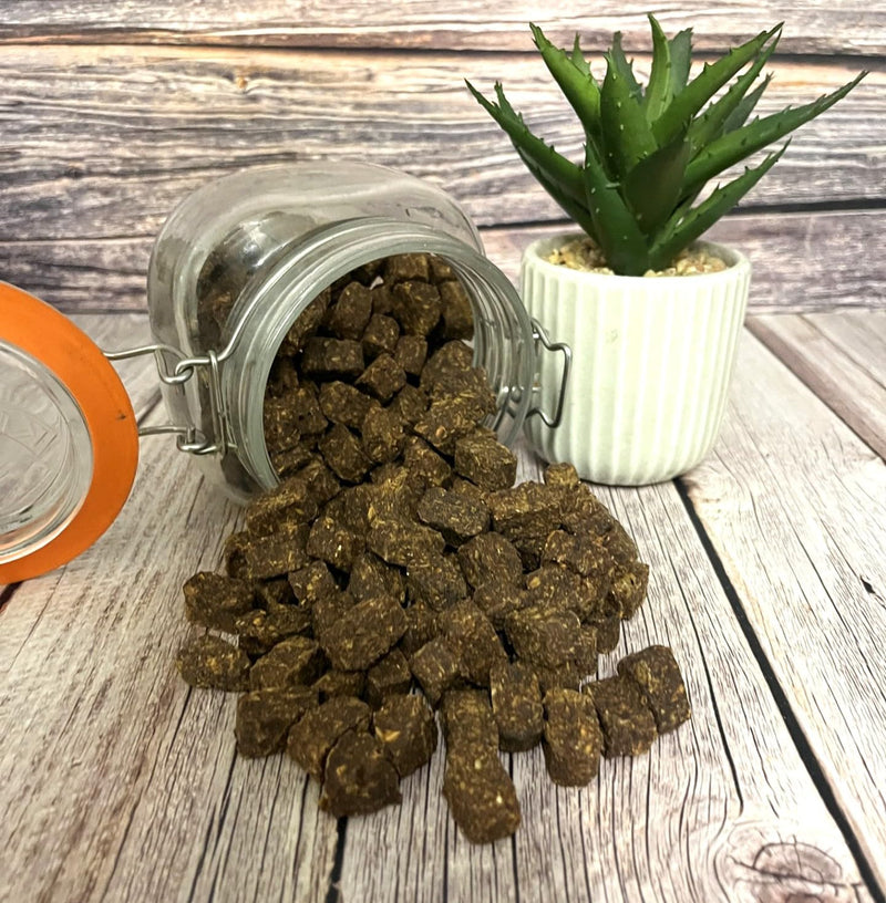 Maltbys' Stores 1kg Luxury Fish Calming Treats for Dogs with Hemp & Chamomile 100% Natural Fish Dog Treat Chews