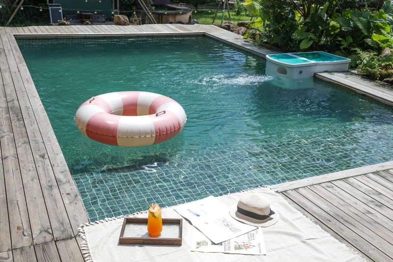 Large Swim Ring with Handles for Kids Adults, 35 Inch Classic Striped Pool Inner Tubes, Inflatable Pool Floats, Float Naked, Pool Floaties Adult Size for Summer Pool Party Beach Pink 1 - BeesActive Australia