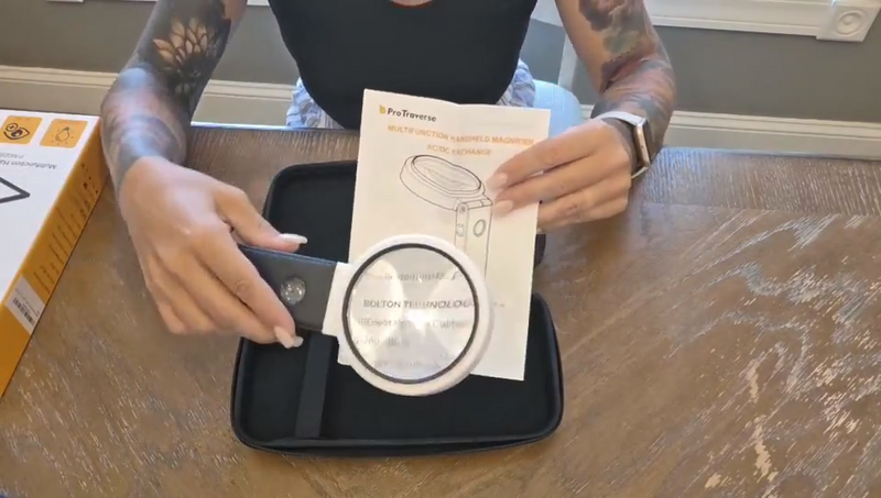 Magnifying Glass with Light and Stand,Handheld Magnifier for Reading,Hands Free Magnifying Glasses for Close Work，USB Rechargeable LED Light, Storage Case