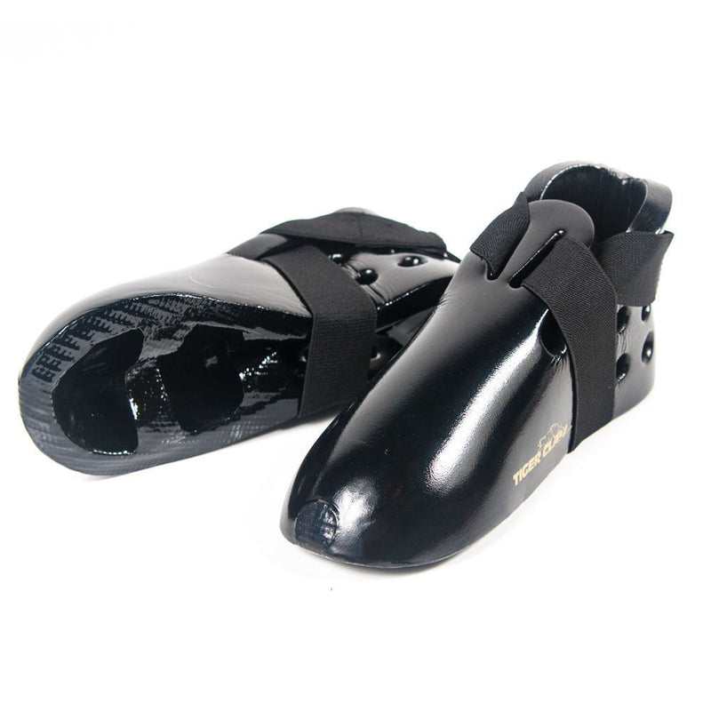Tiger Claw- Sparmaster Kicks Black Child 10 (Foot Length: 9 3/4") - BeesActive Australia