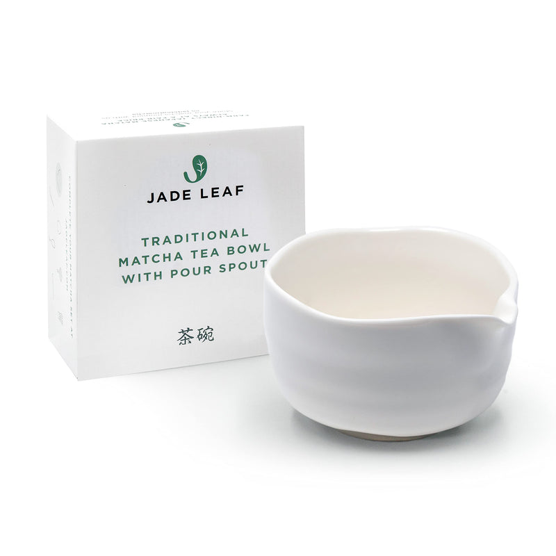 Jade Leaf Matcha Traditional Porcelain Tea Bowl with Pour Spout - Hand Made Porcelain with White Matte Glaze - For Perfectly Whisked Matcha Green Tea (18 Ounce) - BeesActive Australia