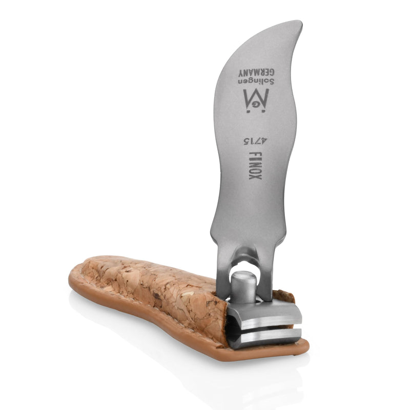 GERMANIKURE Economy Small Nail Clipper in Vegan Cork Case, Ethically Made in Solingen Germany, Curved Blade for Fingernails Small Curved - BeesActive Australia