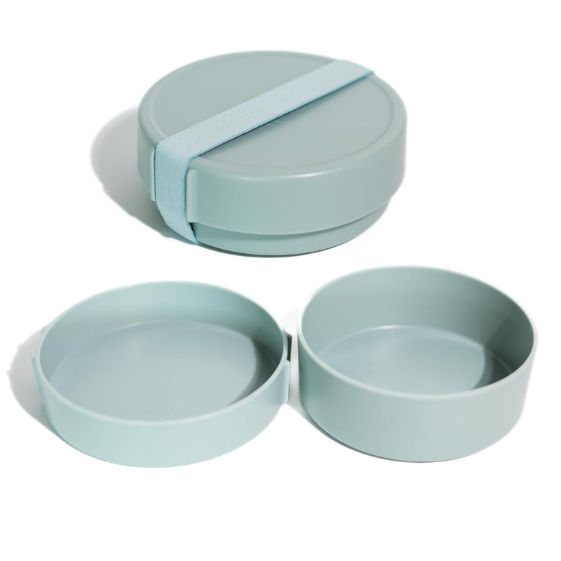 Barkin’ Trails Travel Dog Bowls, Portable Dog Bowls, Outdoor dog water bowl, BPA-Free Dog Food and Water Bowl Set, Food Grade Plastic Dog Travel Bowl, Dog camping essentials, Travel Dog Food Container Standard Icy Blue - BeesActive Australia