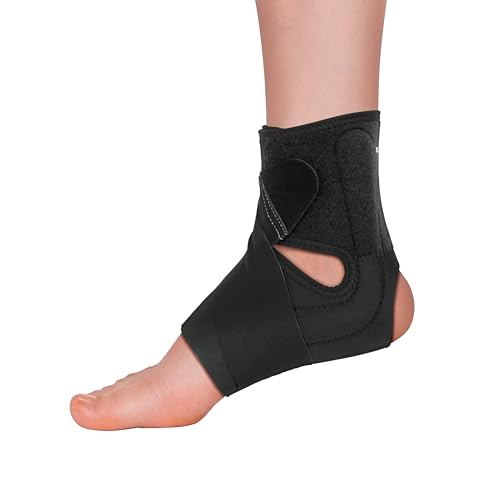 MUELLER Sports Medicine Comfort Flex Ankle Stabilizer, Ankle Pain Relief Support for Men and Women, Ideal for Sprains, Strains, Arthritis, Black, One Size Fits Most
