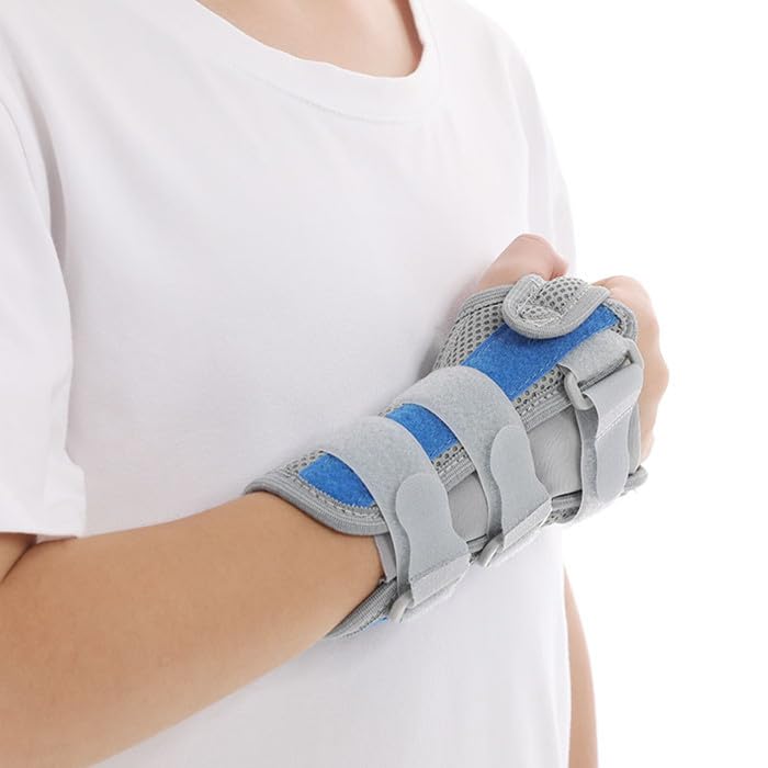 Kids Wrist Support Immobilizer Pediatric Wrist Brace Night Support With Splint To Aid Sprains Strains Support Tendonitis Carpal Tunnel Juvenile Arthritis (Left hand, Small) Left hand Small:5.9in