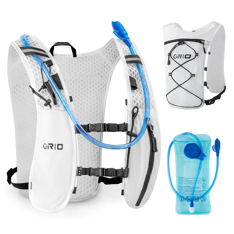 Running Vest for Women Men, Adjustable Chest Straps Running Hydration Vest with 1.5L Water Bladder, Lightweight Breathable Reflective Hydration Pack for Marathon, Trail, Hiking, Cycling White One Size