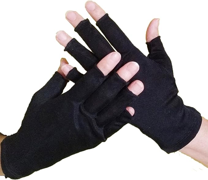 Soie de Soirée Silk Gloves, Rough Hands, Moisturizing, Silk Gloves, Fingerless, Sleep Gloves, 100% Silk, UV Protection - BeesActive Australia