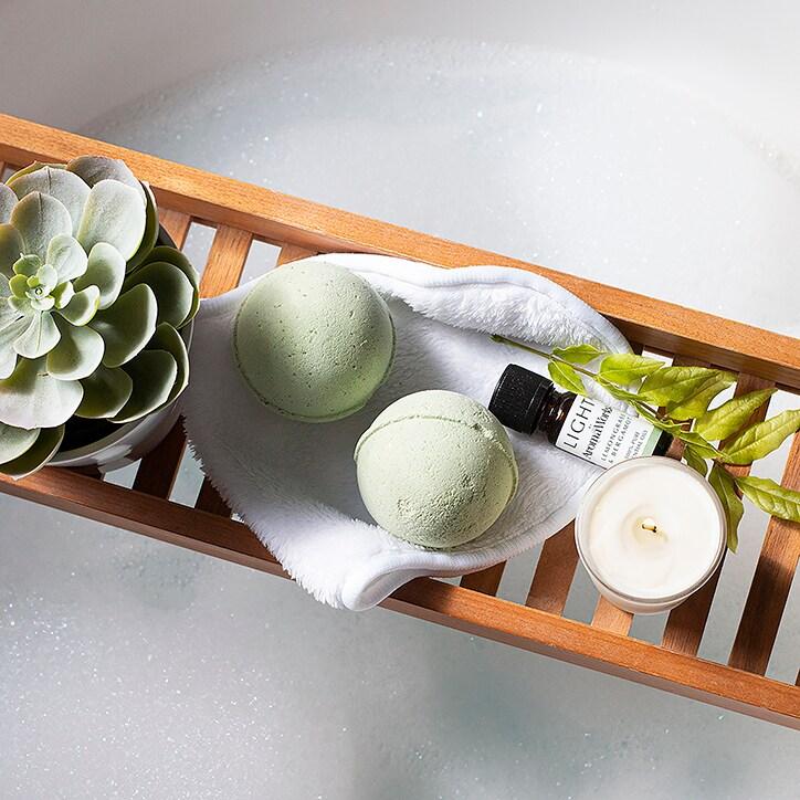 AromaWorks Lemongrass & Bergamot Candle - BeesActive Australia