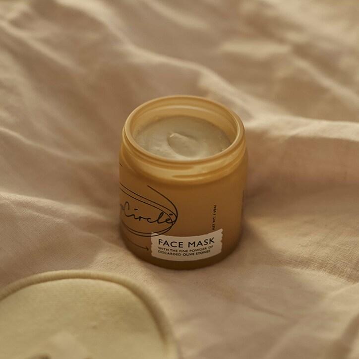 UpCircle Clarifying Face Mask with Olive Powder 60ml - BeesActive Australia