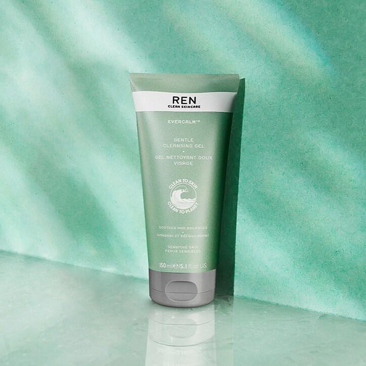 REN Evercalm Gentle Cleansing Gel - BeesActive Australia