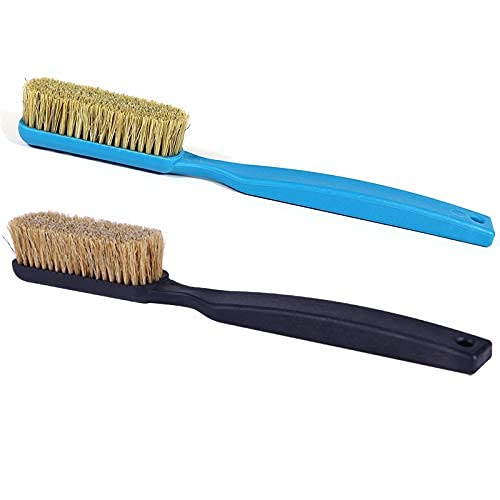 TWO STONES Climbing Chalk Brush with Thick Ultra Durable Boar's Hair Bristles, Bouldering Brush with Ergonomic Handle Portable with Climbing Chalk Bag(Not Included) for Climbing Wall Holds - BeesActive Australia