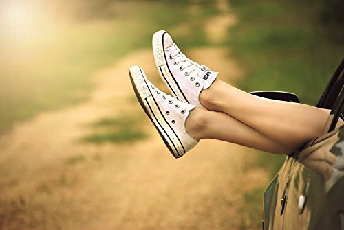 Shoe and foot powder 100g - Foot odour remover and eliminator - Developed by a registered podiatrist Shoe Rescue is a completely natural deodorant remedy to eliminate smelly shoes and feet - Contains beautiful essential oils Tea Tree Lavender and Peppe... - BeesActive Australia