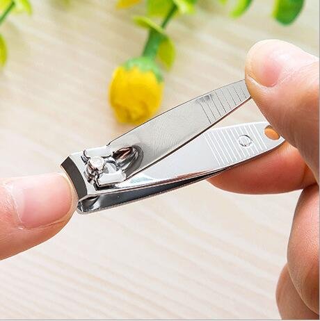 2 Pieces Stainless Steel Nail Clippers Flat Fingernail Nail Trimmer Nail Cutter - BeesActive Australia