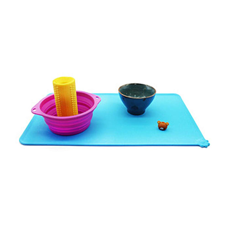 Love Dream Silicone Pet Feeding Mat, Waterproof Dog Cat Bowl Mat, Raised Edges to Prevent Spills, Easy Clean Nonslip Dogs and Cats Placemat Tray to Stop Food and Water Bowl Messes on Floor 19" x 11.8" Blue - BeesActive Australia