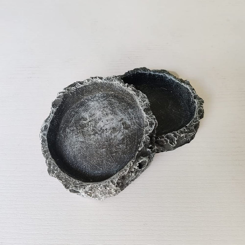 JOBEDE 2PCS Reptile Water Dish, Imitating Rock Design Reptile Food Bowl with Straight Curved Tweezers for Lizard Bearded Dragon Leopard Gecko Snake Hermit Crabs - BeesActive Australia