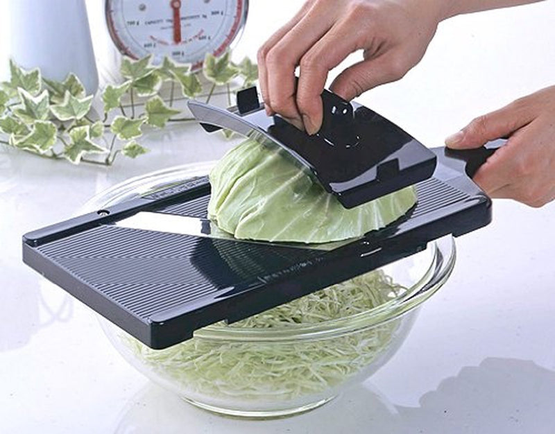 Shimomura Kihan 35950 Slicer, Julienne Vegetables, Cabbage, Made in Japan, Wide, Whole Slice, 0.04 inch (1 mm) Wide, Tonkatsuya-san Tsubamesanjo Cabbage Slicer - BeesActive Australia