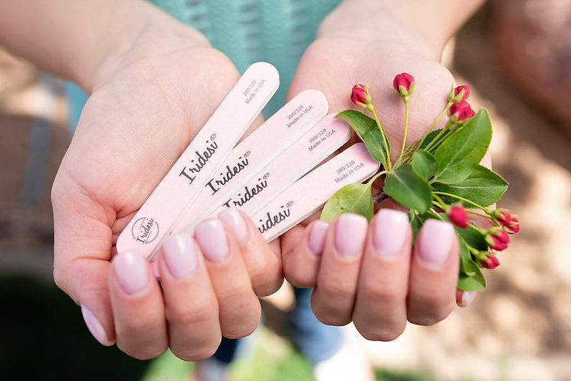 Iridesi Mini Nail Files Pink 3.5 Inches Long By 1/2 Inch Wide Emery Boards 280/320 Grit 12 Fingernail Filers Per Pack 12 Pack - BeesActive Australia