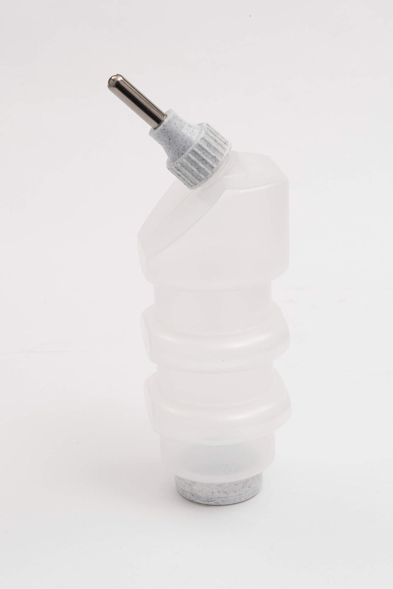 Lixit Top Fill No Drip Water Bottles for Rabbits, Ferrets, Hamsters, Guinea Pigs, Rats, Chinchillas and Other Small Animals 32oz Clear - BeesActive Australia