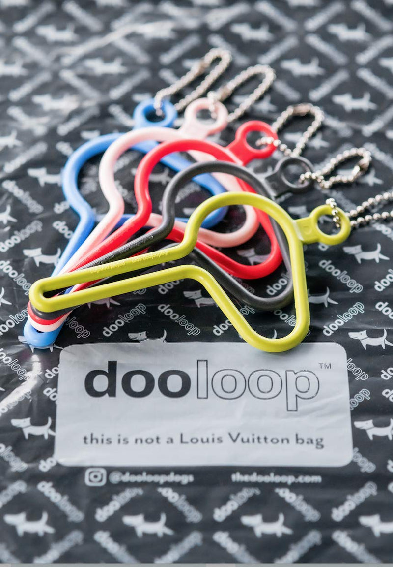 The dooloop Hands Free Dog Poop Holder - Carry Pet Waste Bag with Attachable Leash Accessory for Dog Walking. Now Made with Recycled/Recyclable Plastic. Made in Maine, USA 1 Count (Pack of 1) Gray - BeesActive Australia