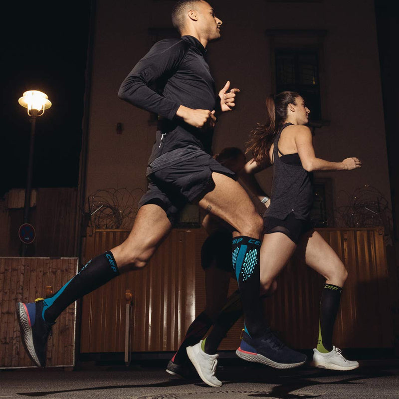 CEP - NIGHTTECH CALF SLEEVES REDESIGN for women | Reflective calf sleeves in black | size II - BeesActive Australia