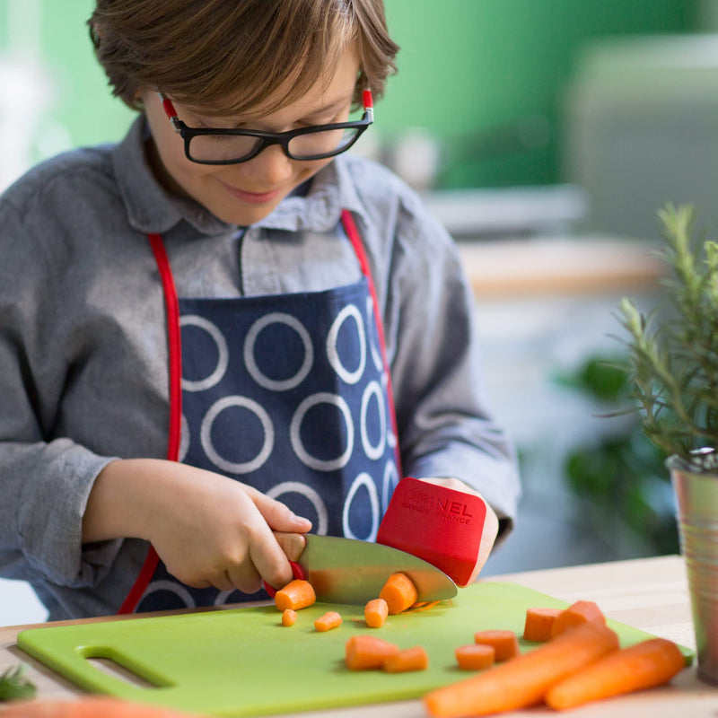 Opinel Le Petit Chef Knife Set, Chef Knife with Rounded Tip, Fingers Guard, For Children, Teaching Food Prep and Kitchen Safety, 2 Piece Set, Made in France - BeesActive Australia