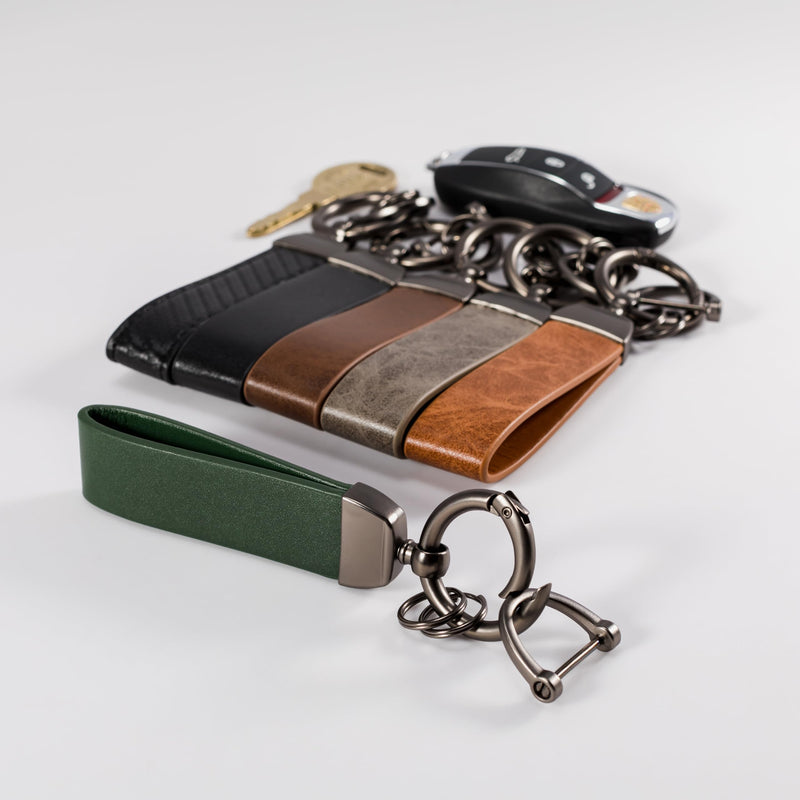MING DI Genuine Leather Car Keychain,Leather Key Chain Holder, 360 Degree Rotatable, with Anti-Lost D-Ring Dark Green - BeesActive Australia