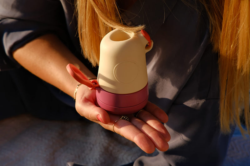 EMANUI Portable Silicone Cleaner and Steriliser for Menstrual Cups | Fast Discreet and Easy Cleaning on The Go | Safe Materials | Thorough Sterilisation in Microwave | For All Menstrual Cups with Stem 1 Count (Pack of 1) - BeesActive Australia