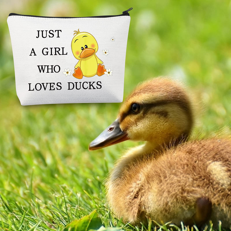 LEVLO Funny Duck Cosmetic Bag Animal Lover Gift Just A Girl Who Loves Ducks Makeup Zipper Pouch Bag Duck Lover Gift For Women Girls (Who Loves Ducks) - BeesActive Australia