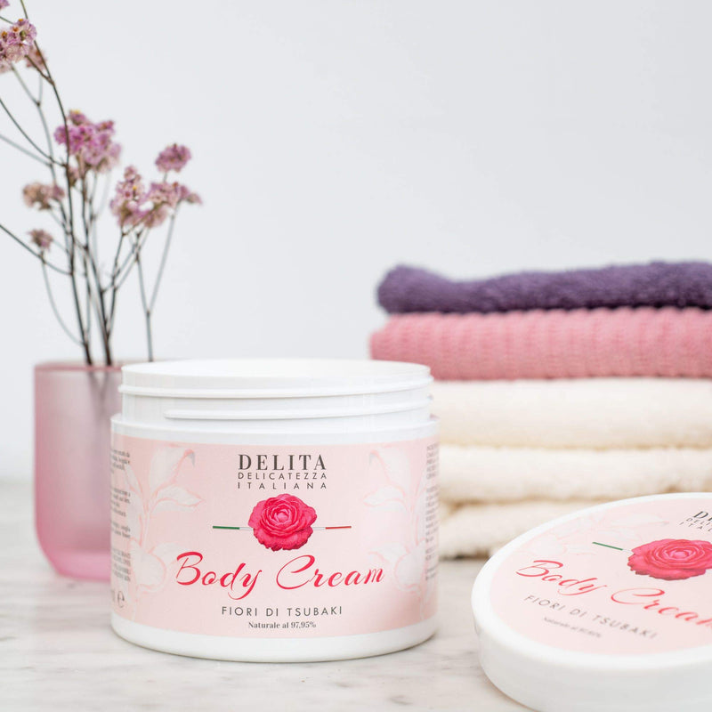 Luxury Body Cream Dulàc Delita | 16.91 Fl. Ounce | Skin moisturizer and Natural Firming cream for body care | Tsubaki oil, Passiflora organic extract and Vanilla extract - BeesActive Australia