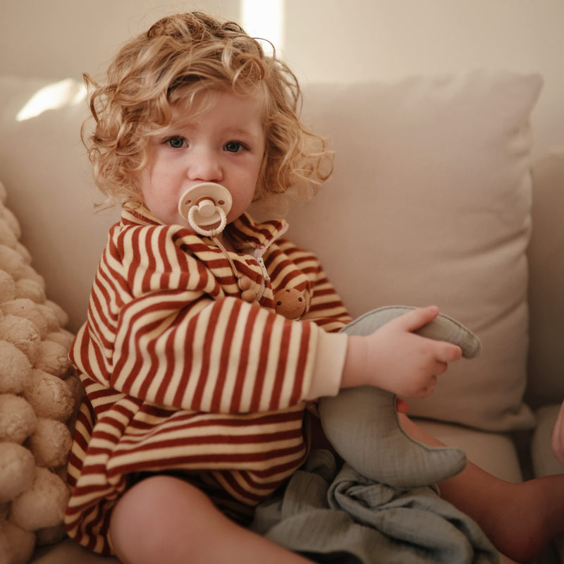 Frigg Rope SilkySoft Silicone Baby Pacifier | Made in Denmark | BPA-Free (Blush/Cream, 6-18 Months) Blush/Cream - BeesActive Australia