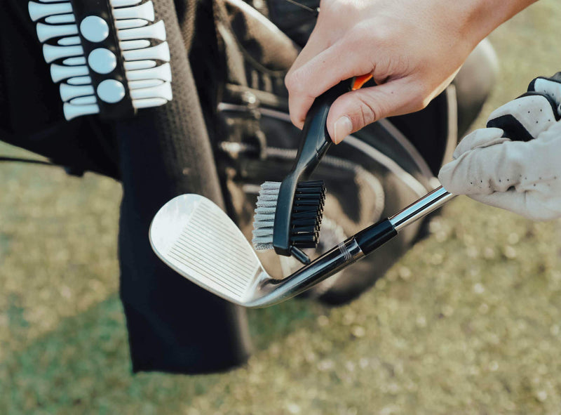 VIXYN Golf Accessories Gift Set - Golf Towel, Golf Club Brush with Groove Cleaner, Foldable Divot Repair Tool with Ball Marker, Golf Ball Marker and Golf Tee Holder - Golf Club Cleaning Kit black - BeesActive Australia