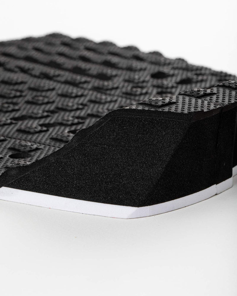 Creatures of Leisure Reliance III Lite Traction Black - BeesActive Australia
