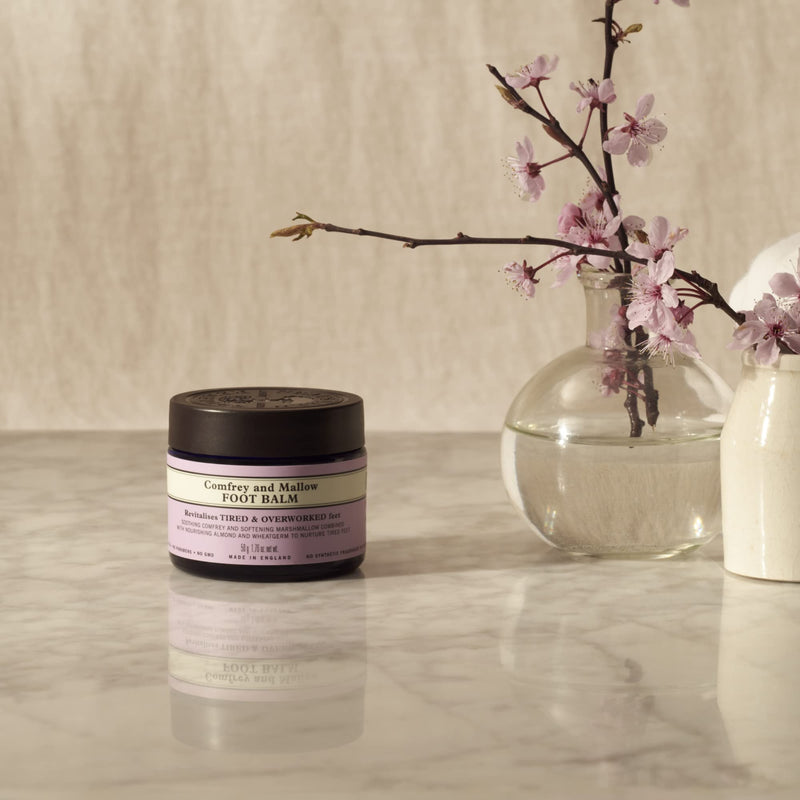Neal's Yard Remedies Comfrey & Mallow Foot Balm | Pamper Tired Feet & Feel Revitalised | 50g - BeesActive Australia