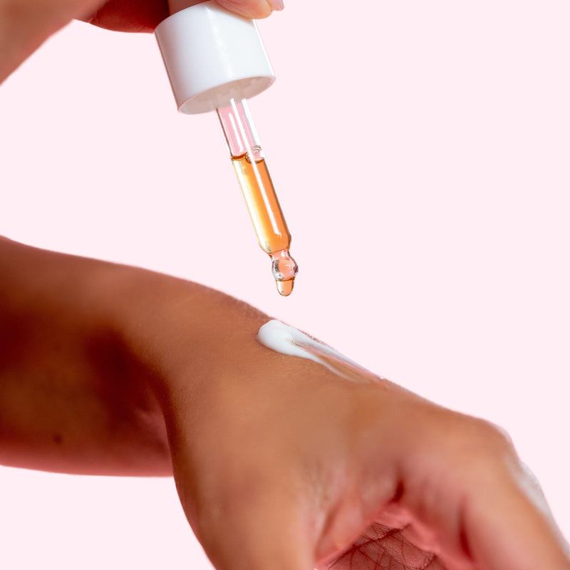 VENICEBODY Hyaluronic Self Tan Drops | Made in Germany | Self Tanner Face | concentrate to mix into facial care with anti-aging effect, for an individual tan - BeesActive Australia