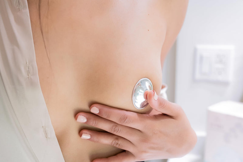 Zomee Original Silver Nursing Cups - Nipple Shields for Nursing Newborn - Breastfeeding Essentials - Tri-Laminate Silver Protect and Soothe - Nipple Covers - Made in Italy (Standard) Standard - BeesActive Australia