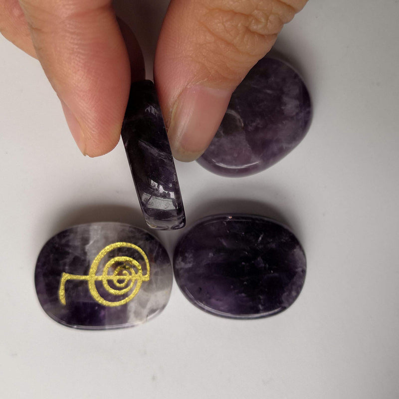 Lovionus89 4 Pcs Amethyst Engraved Chakra Stones Healing Crystal Reiki Balancing Palm Stone, 25mm - BeesActive Australia