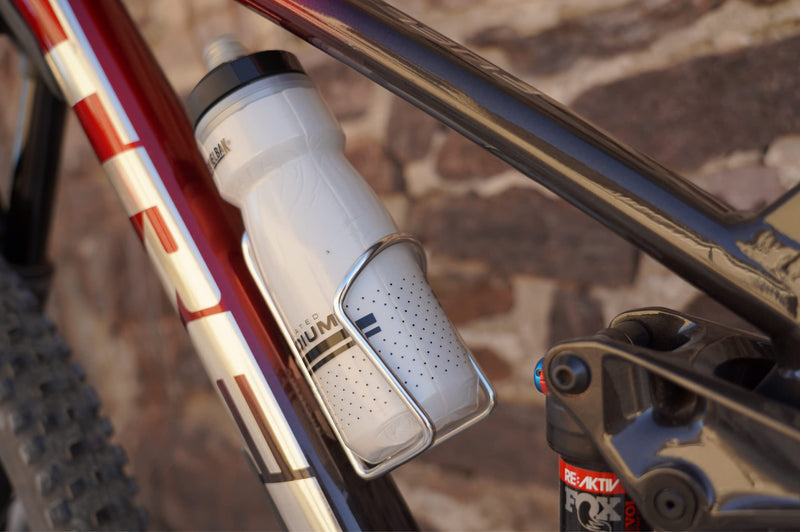 BW USA Bike Water Bottle Cages – 2 Pack - BeesActive Australia