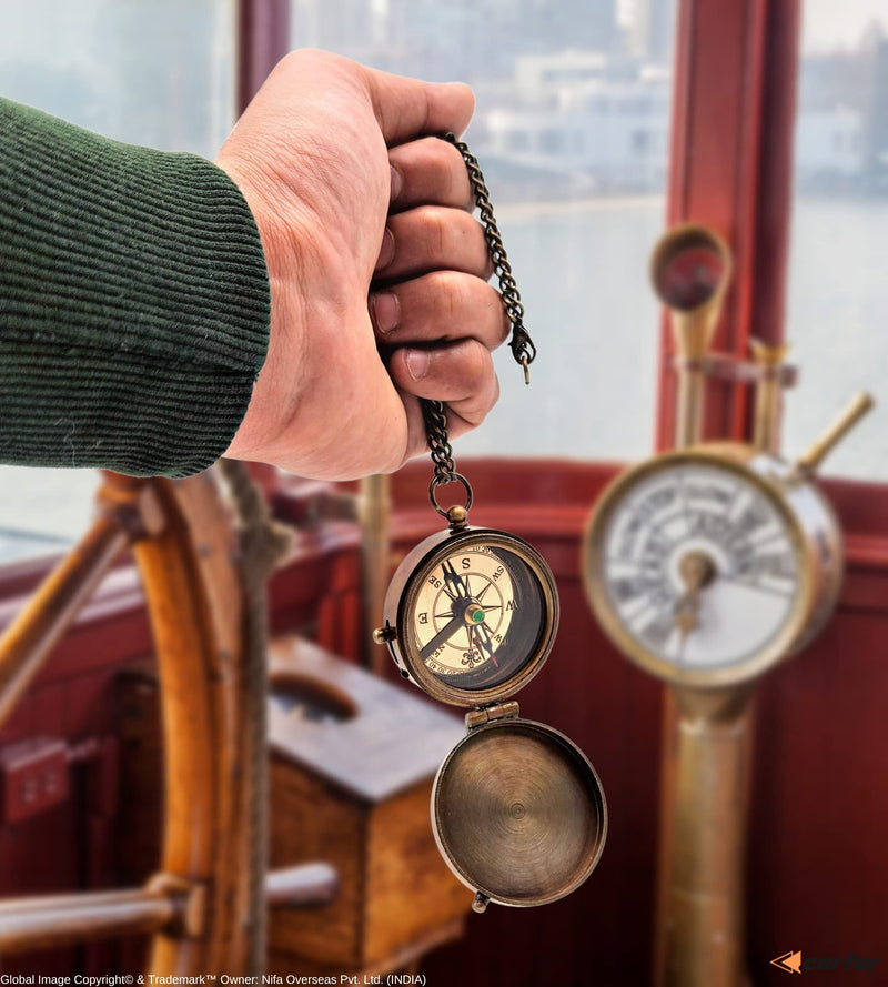 Carfar Nautical Compass Not All Those Who Wander are Lost Engraved Solid Brass Navigational Vintage Marine Compass with Wooden Box - BeesActive Australia