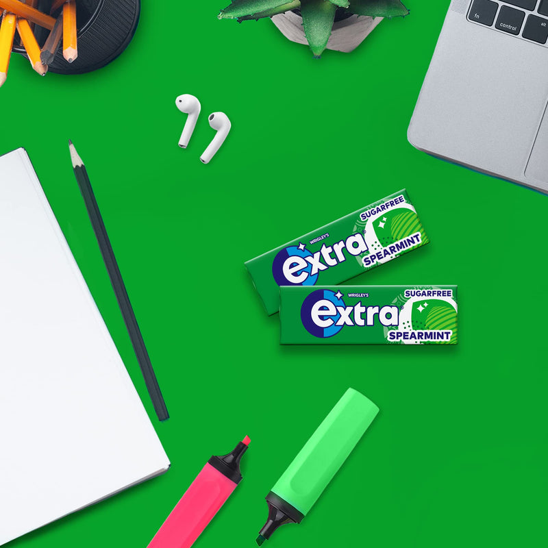 Wrigley's Extra Sugarfree Chewing Gum, Refreshing Spearmint Flavour, Freshens Breath, With Xylitol, Helps with Oral Hygiene for Healthy Teeth and Gums 30 x 10 Packs Single - BeesActive Australia