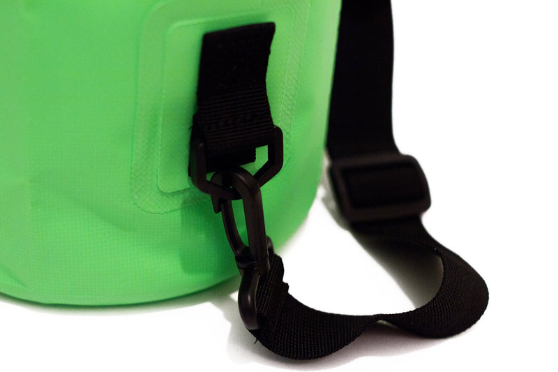 [AUSTRALIA] - Montem Premium Waterproof Bag/Roll Top Dry Bag - Perfect for Kayaking/Boating/Canoeing/Fishing/Rafting/Swimming/Camping/Snowboarding Green 10L 