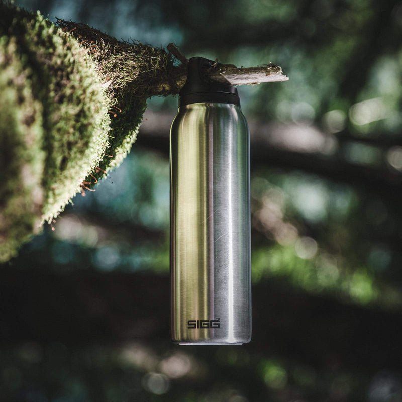 SIGG Hot & Cold Brushed Thermo Water Bottle (0.5 L), Pollutant-Free and Insulated Thermos Flask, Thermal Stainless Steel Water Bottle Multicolor 17 oz - BeesActive Australia