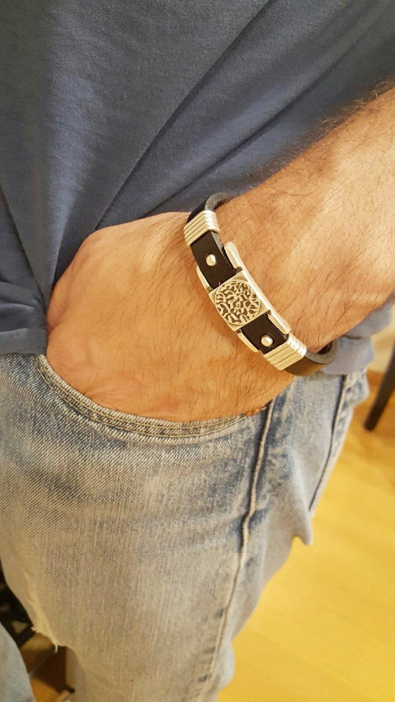 Shema Israel Bracelet Brown Leather for Men and Women Adjustable Size Unisex Design Handmade Gift Shema Brown - BeesActive Australia