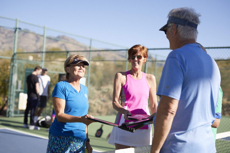 Amazin' Aces Classic Graphite Pickleball Paddle | Racket Features Graphite Face & Honeycomb Polymer Core | Meets USAPA Specifications Black - BeesActive Australia