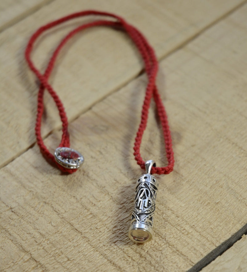MIZZE Made for Luck Women's Traveler's Prayer in Sterling Silver Mezuzah Prayer Box on Red Knitted Necklace - BeesActive Australia