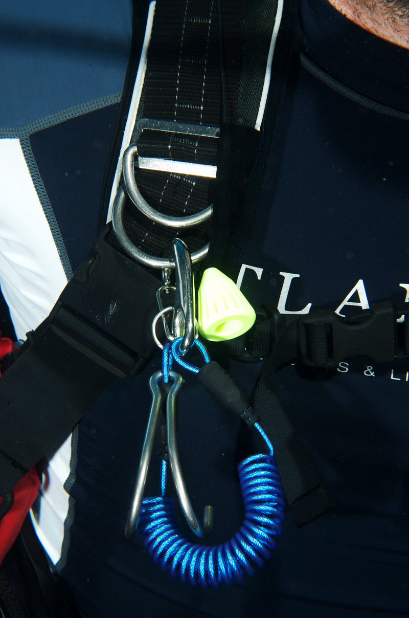 [AUSTRALIA] - Storm Scuba Divers Reef Hook with Stainless Spiral Lanyard 