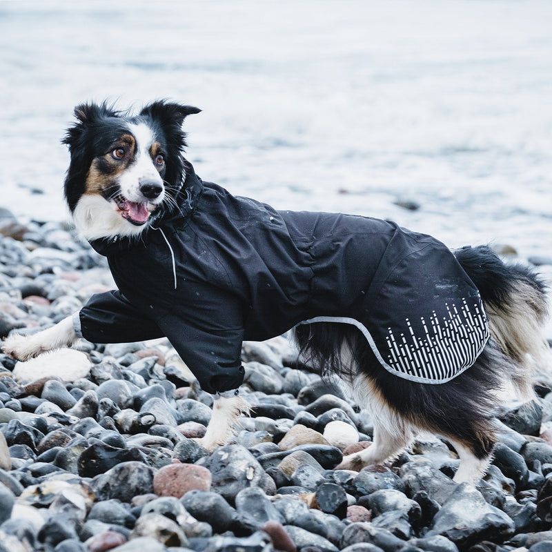 Hurtta Rain Blocker, Dog Raincoat 20 in Raven - BeesActive Australia