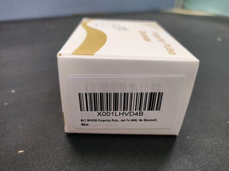 BLT M70CB Fingertip Pulse Oximeter, SpO2 Blood Oxygen Level Saturation Sats Monitor for Adults Meets Medical Standard UK Guidance, Finger Pulse Oximeter CE Approved, Meet NHS Requirement, No Bluetooth Blue - BeesActive Australia